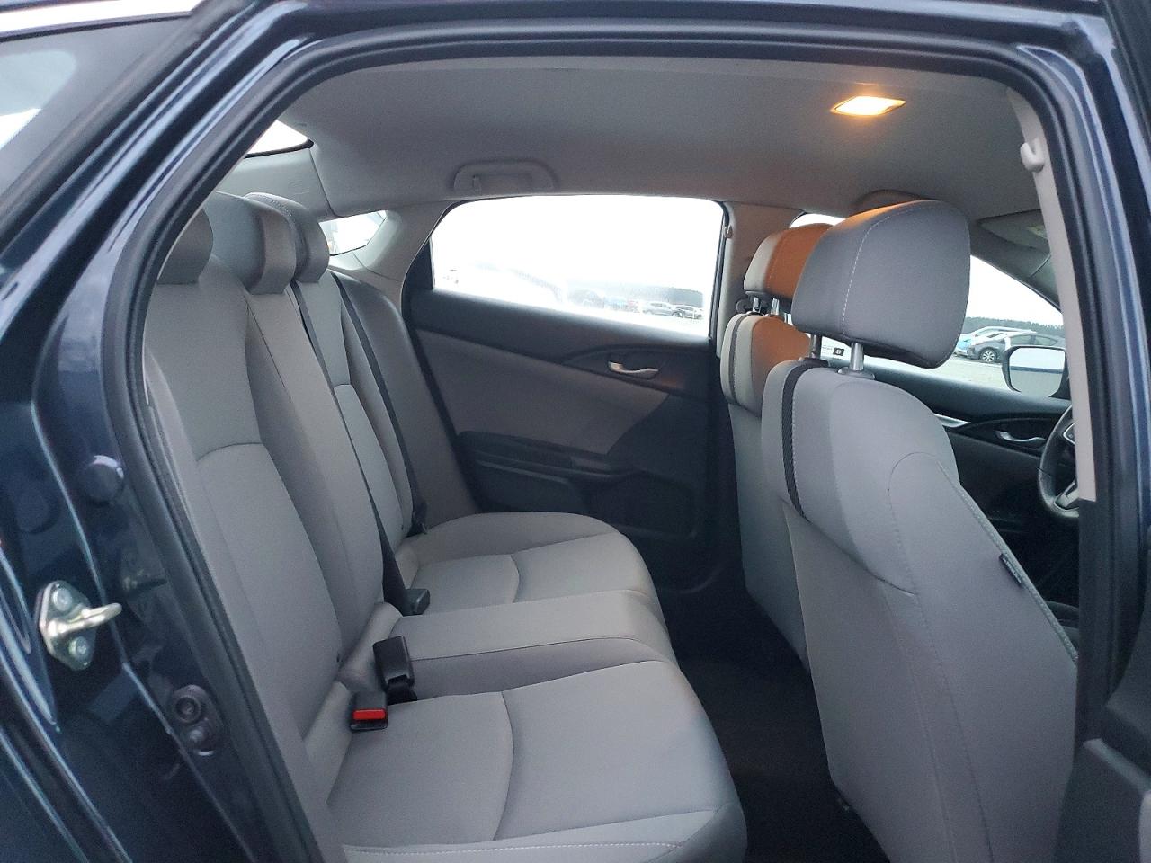2017 HONDA CIVIC LX photo 10