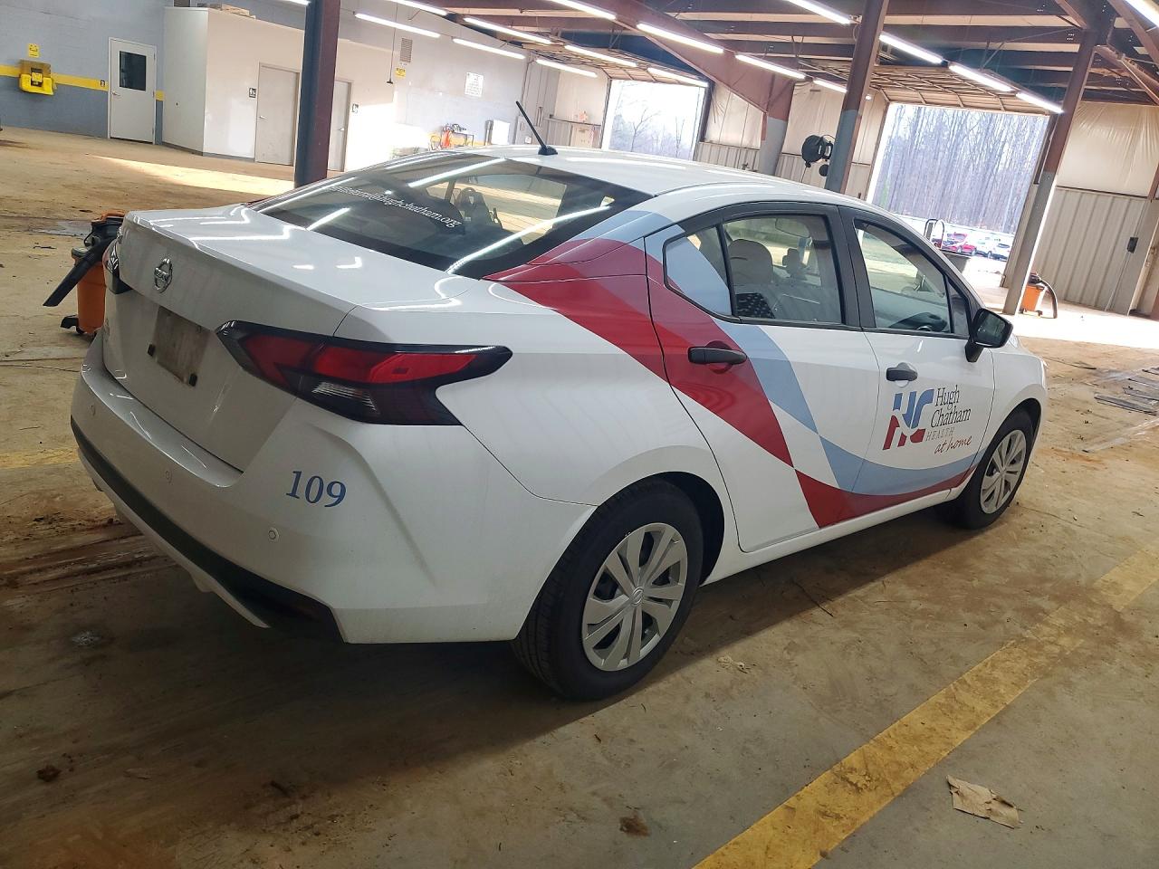 2021 NISSAN VERSA S photo 3