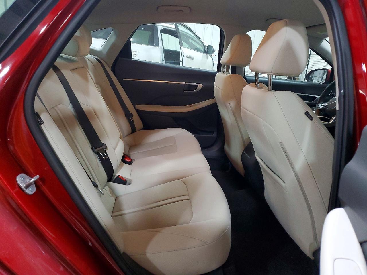 2024 HYUNDAI SONATA SEL photo 10