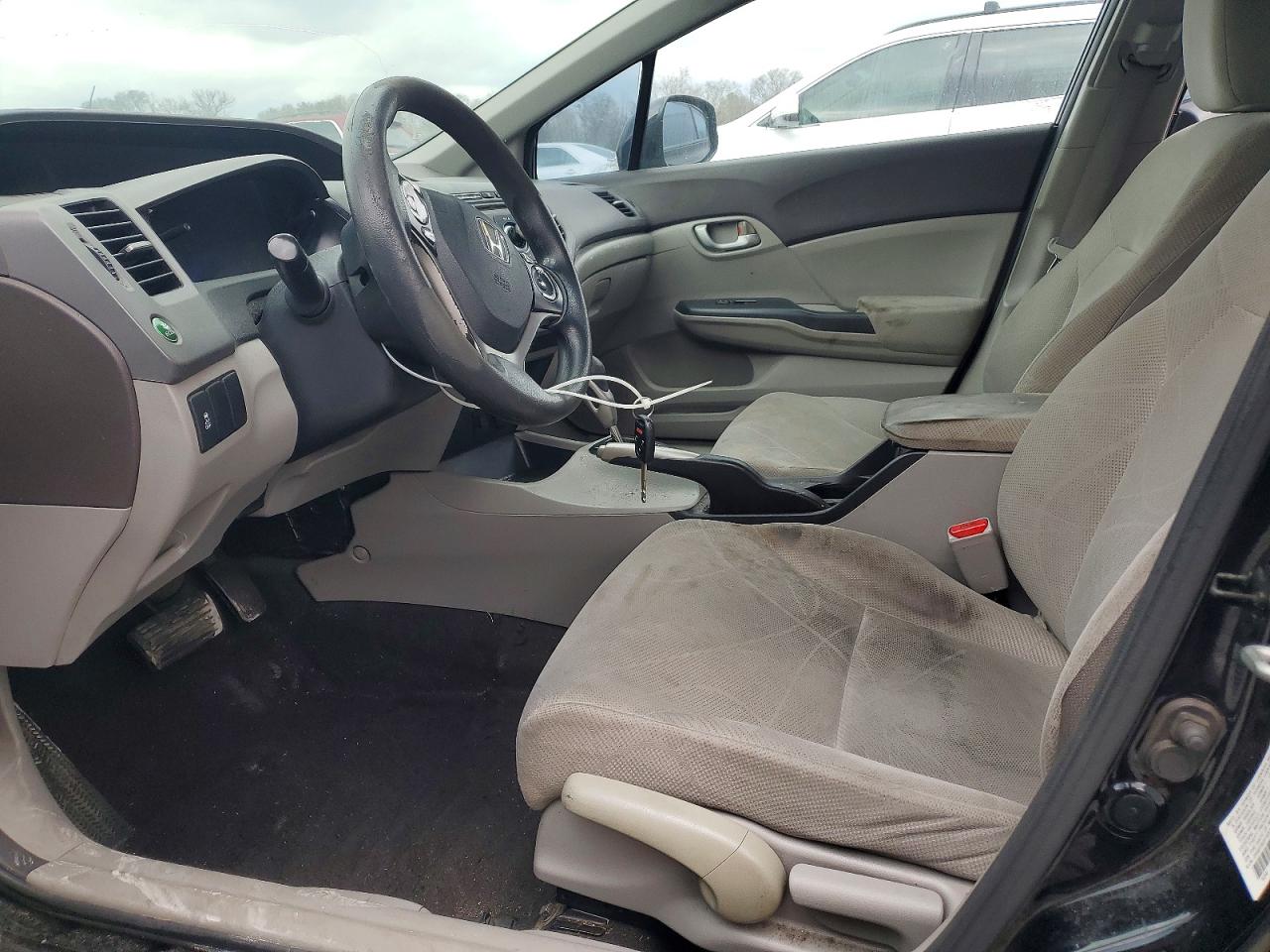 2012 HONDA CIVIC LX photo 13