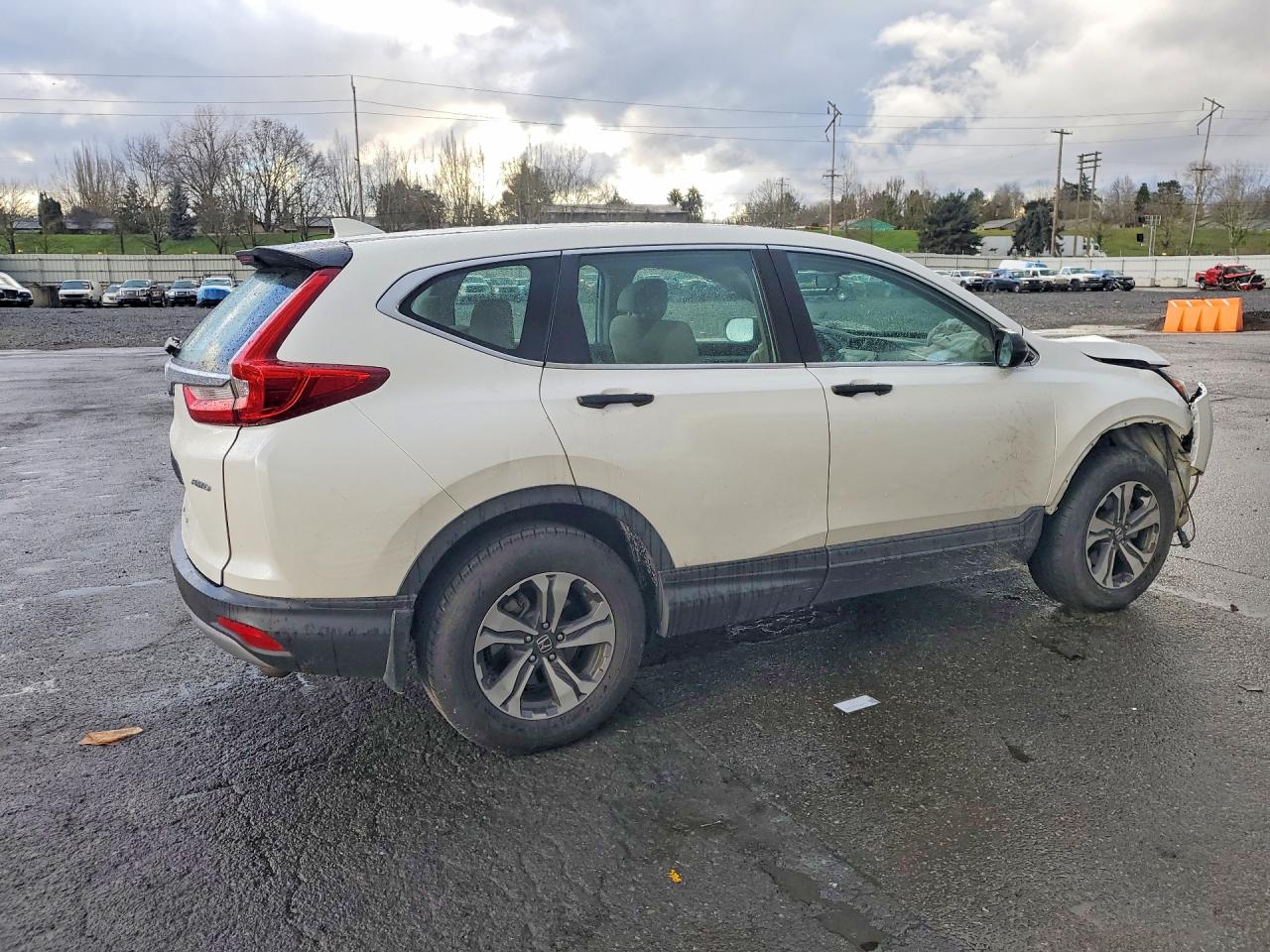 2018 HONDA CR-V LX photo 3