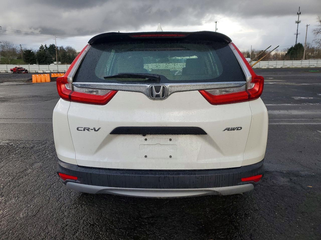 2018 HONDA CR-V LX photo 6