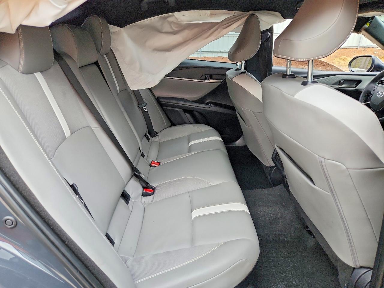 2025 TOYOTA CAMRY SE photo 10