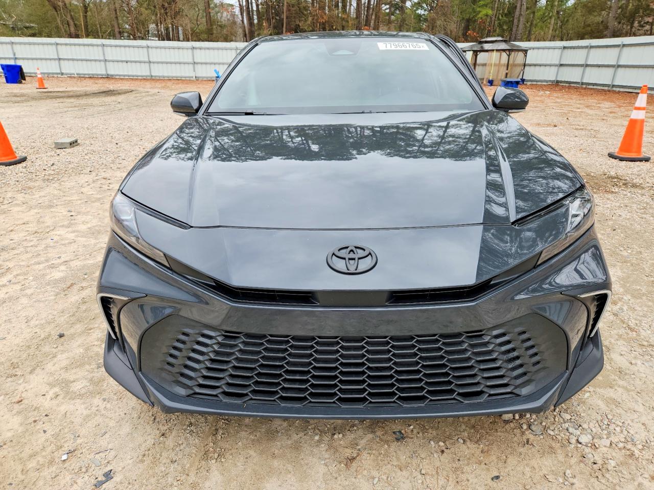 2025 TOYOTA CAMRY SE photo 5