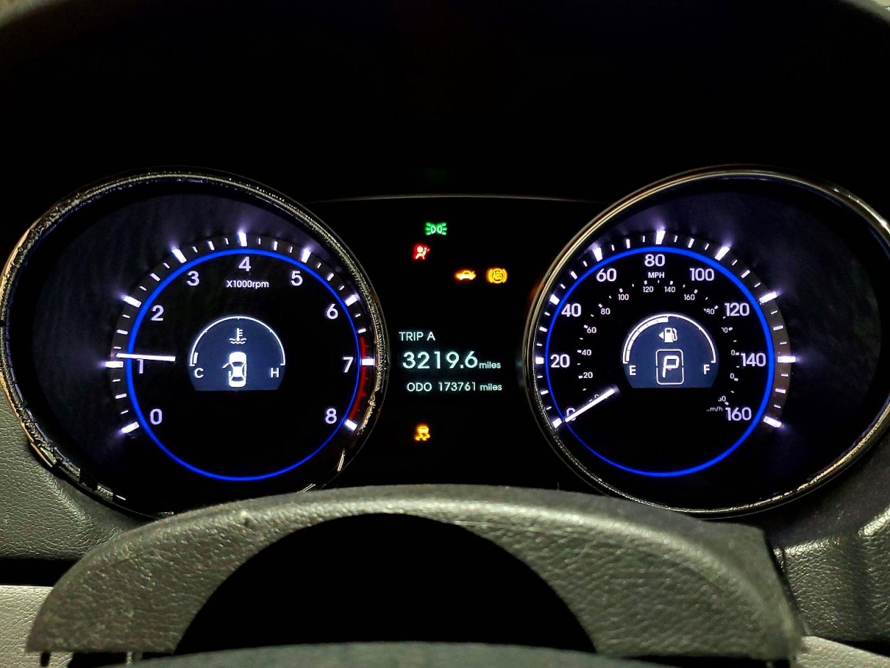 2014 HYUNDAI SONATA GLS photo 9