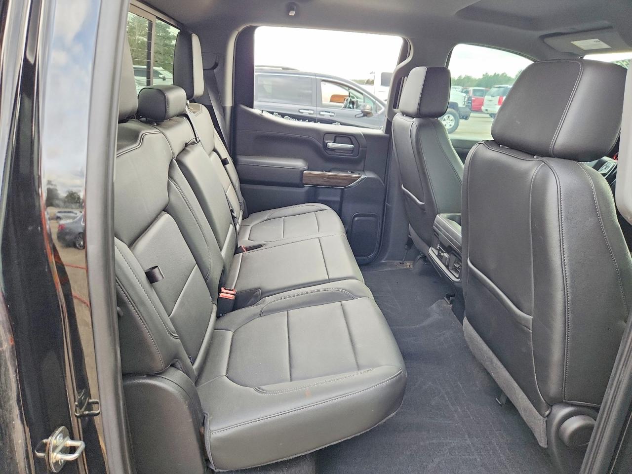 2020 CHEVROLET SILVERADO C1500 RST photo 10
