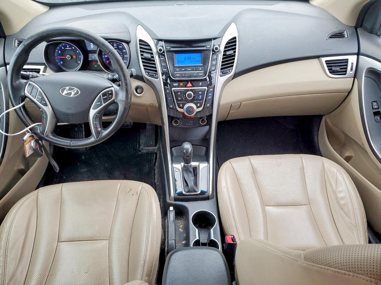 2017 HYUNDAI ELANTRA GT photo 8