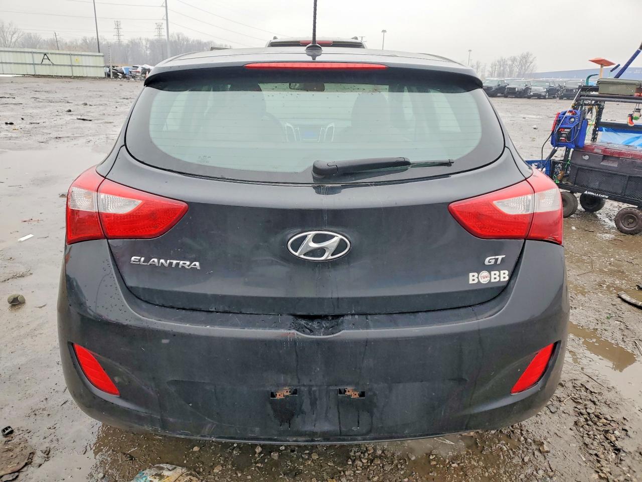 2017 HYUNDAI ELANTRA GT photo 6