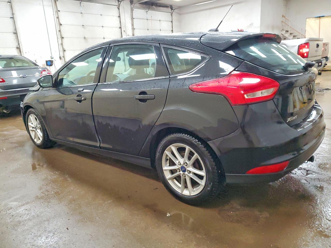 2015 FORD FOCUS SE photo 3