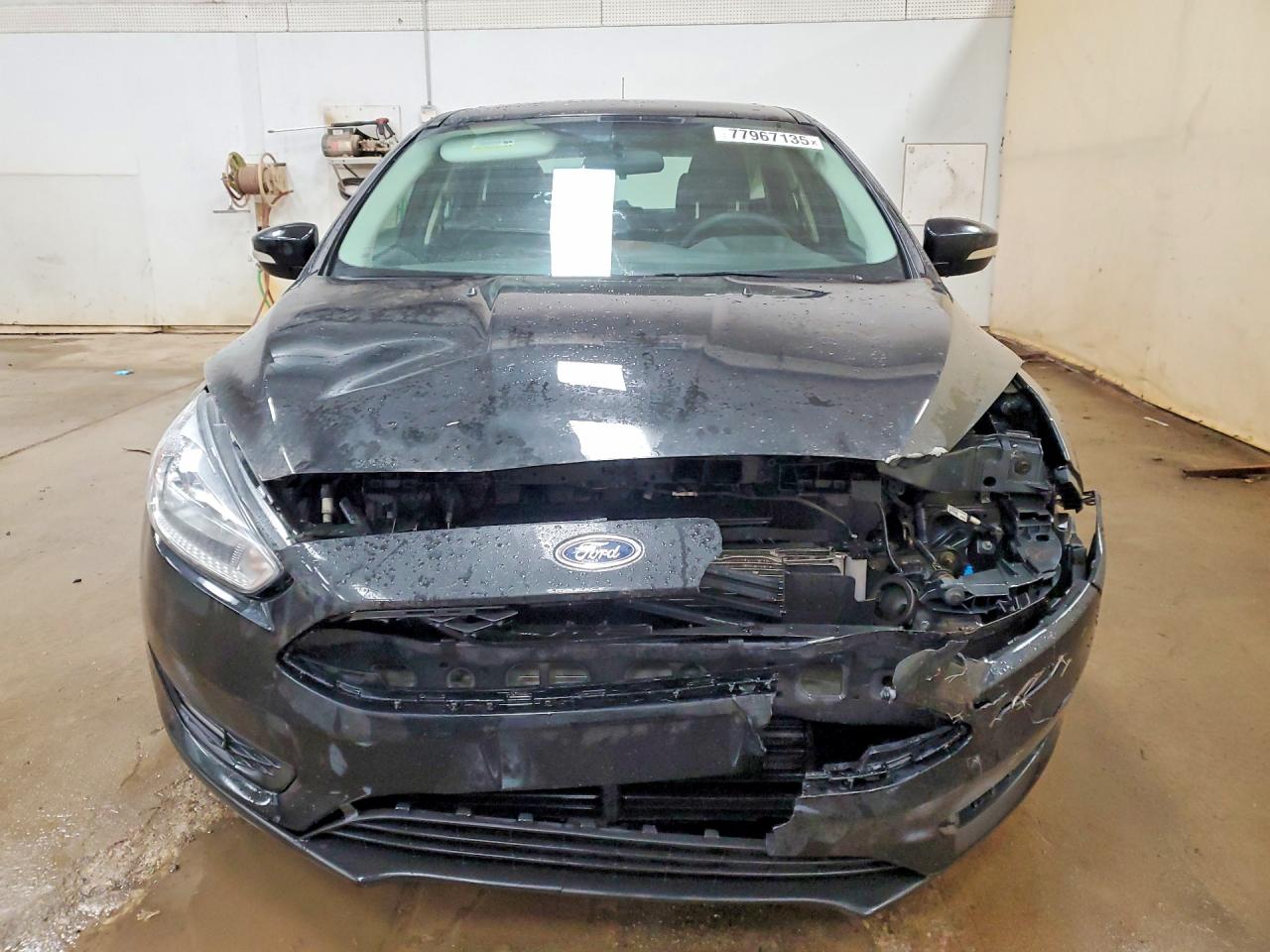2015 FORD FOCUS SE photo 9