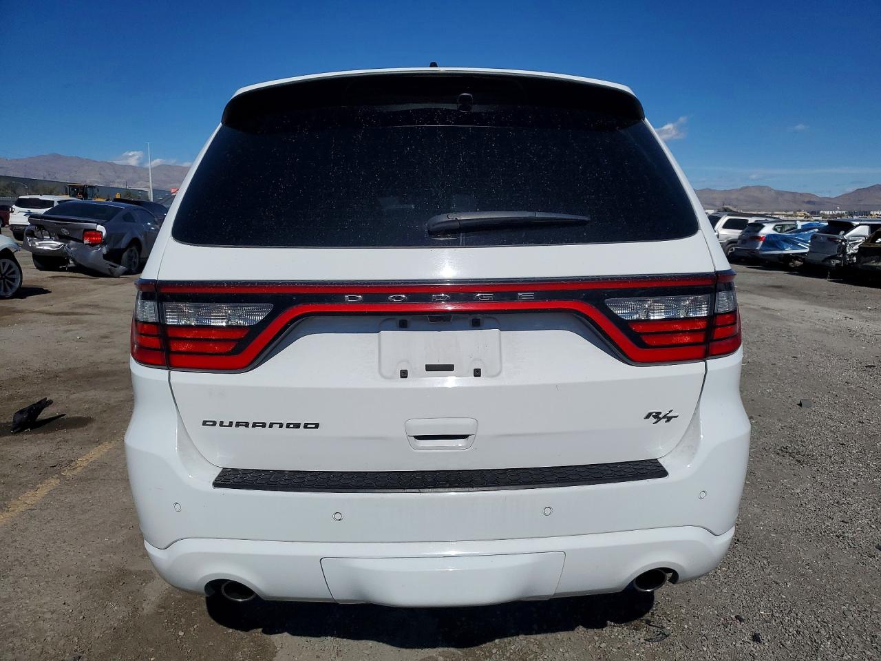 2023 DODGE DURANGO R/T photo 6