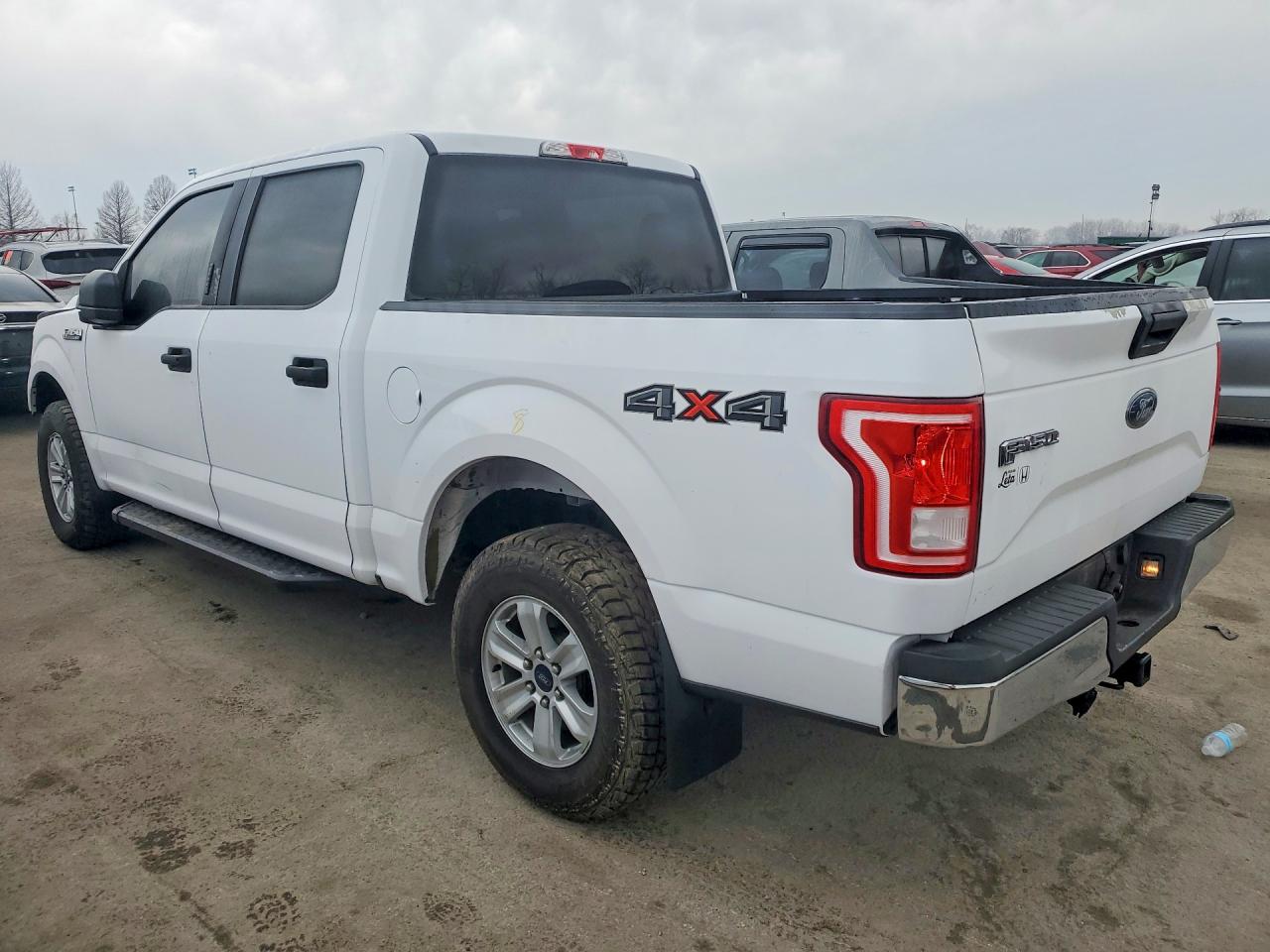 2017 FORD F150 SUPERCREW photo 2