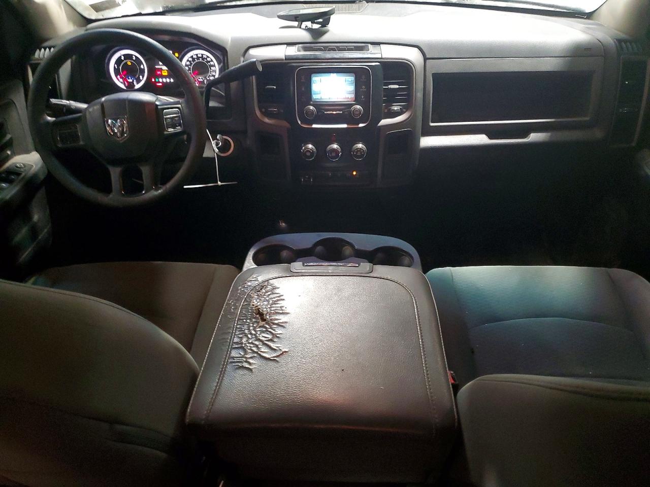 2017 RAM 2500 ST photo 8