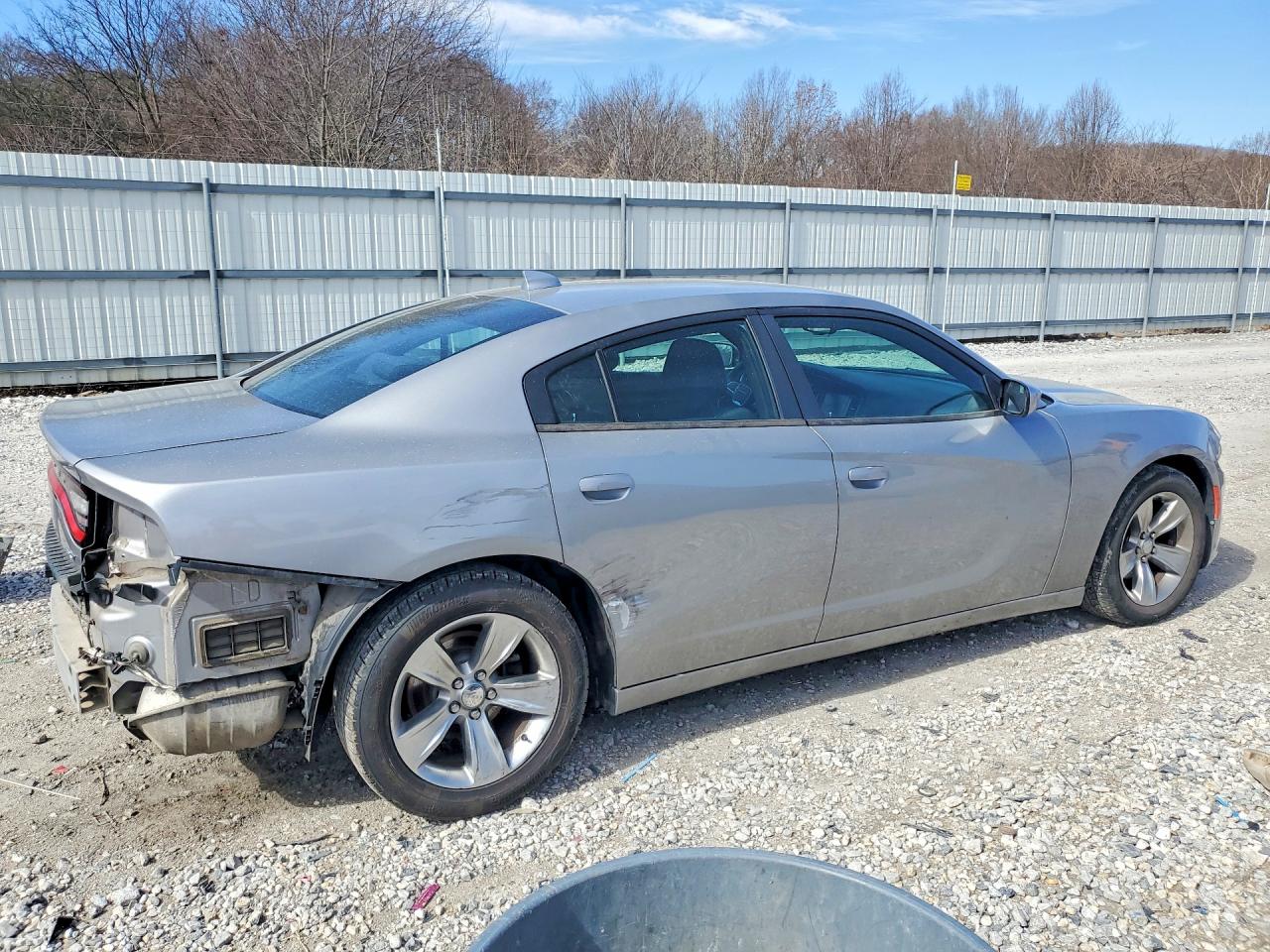 2016 DODGE CHARGER SXT photo 7