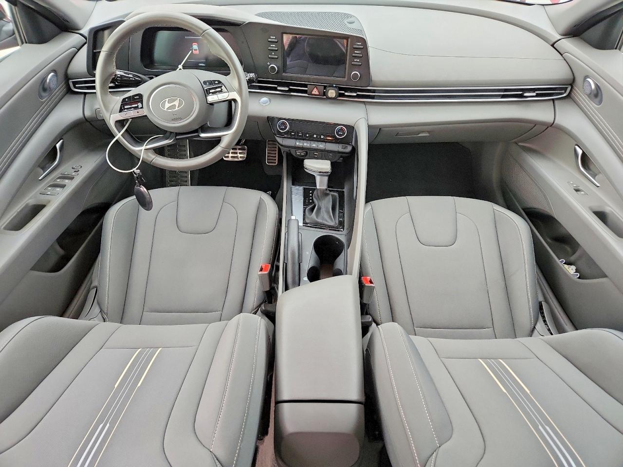 2025 HYUNDAI ELANTRA SEL SPORT photo 8