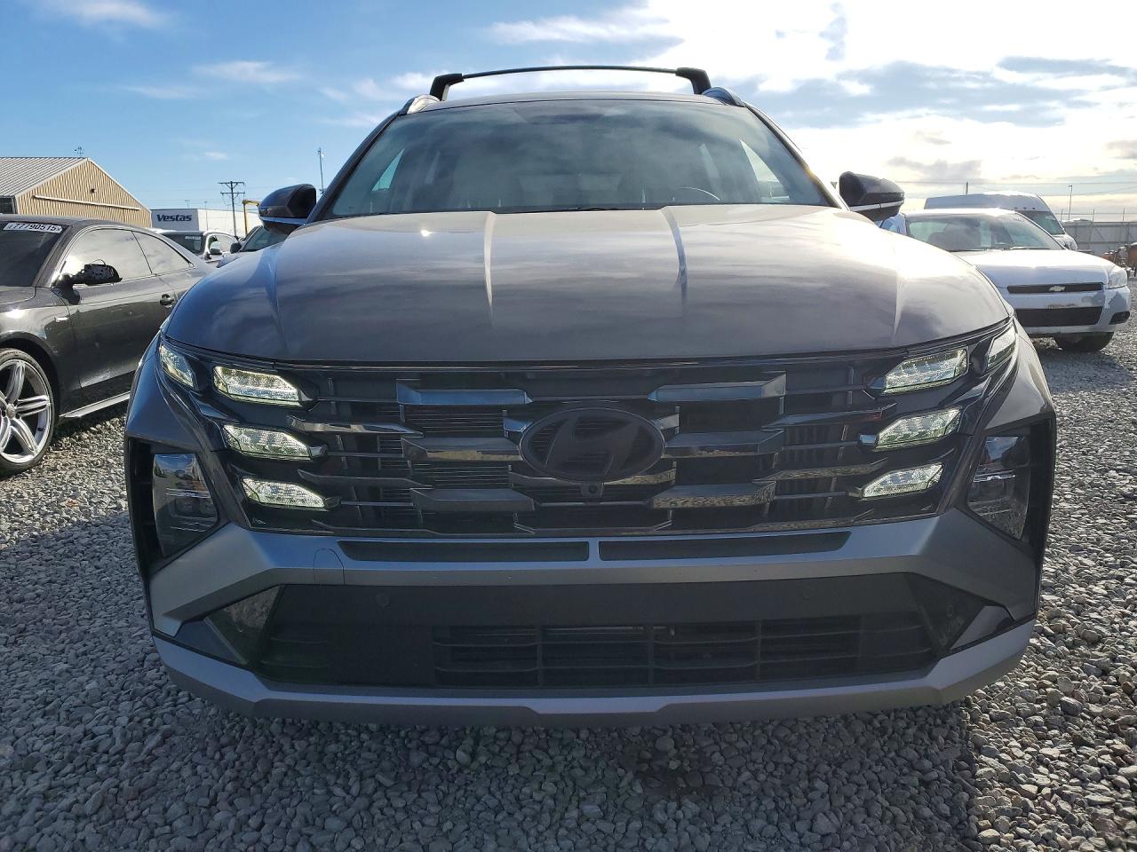 2026 HYUNDAI TUCSON photo 5