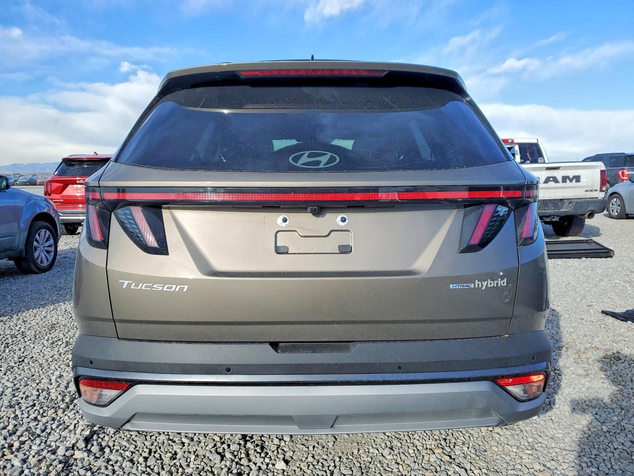 2026 HYUNDAI TUCSON photo 6