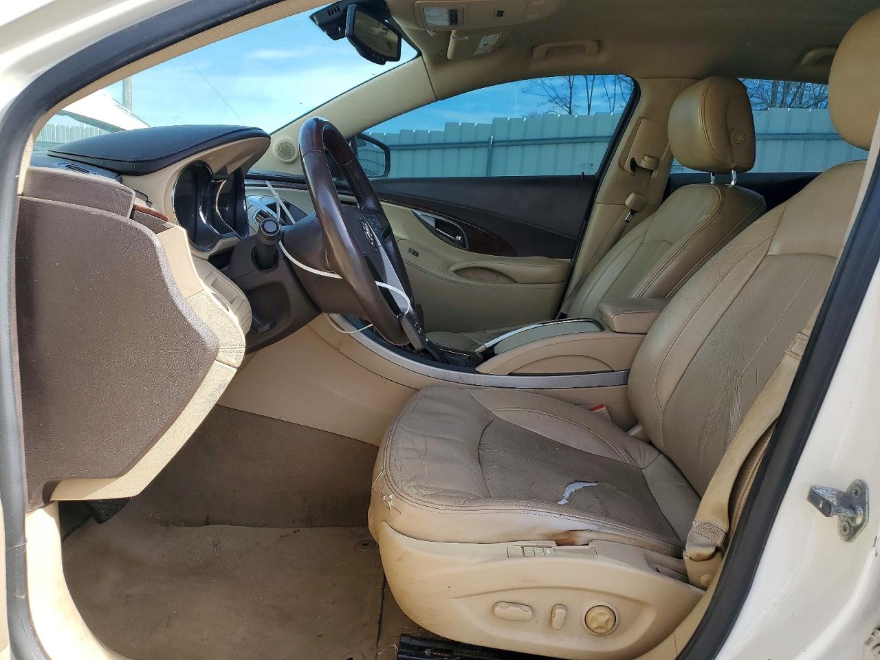 2011 BUICK LACROSSE CXS photo 7