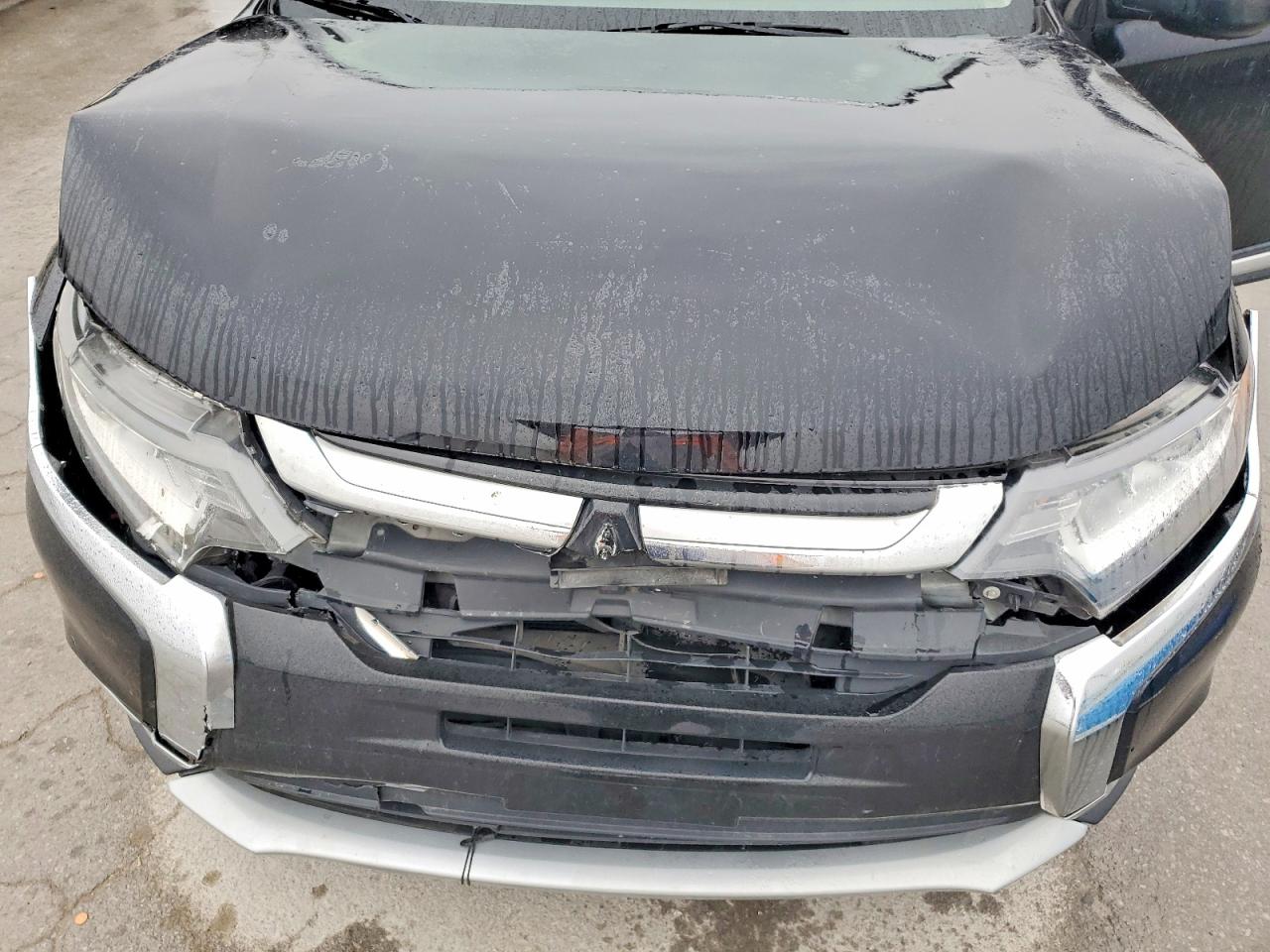 2017 MITSUBISHI OUTLANDER ES photo 23