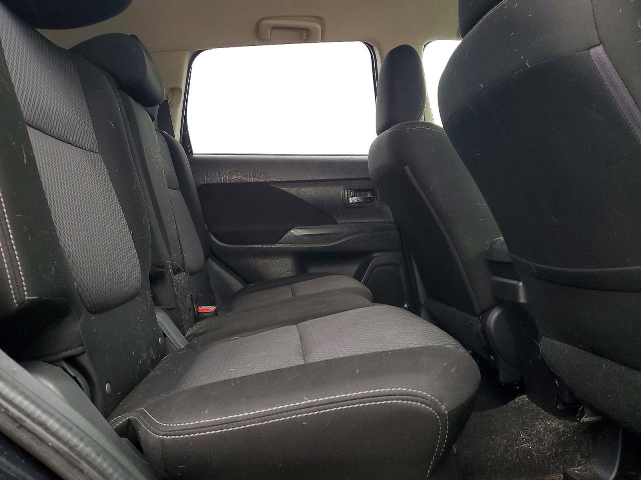 2017 MITSUBISHI OUTLANDER ES photo 21