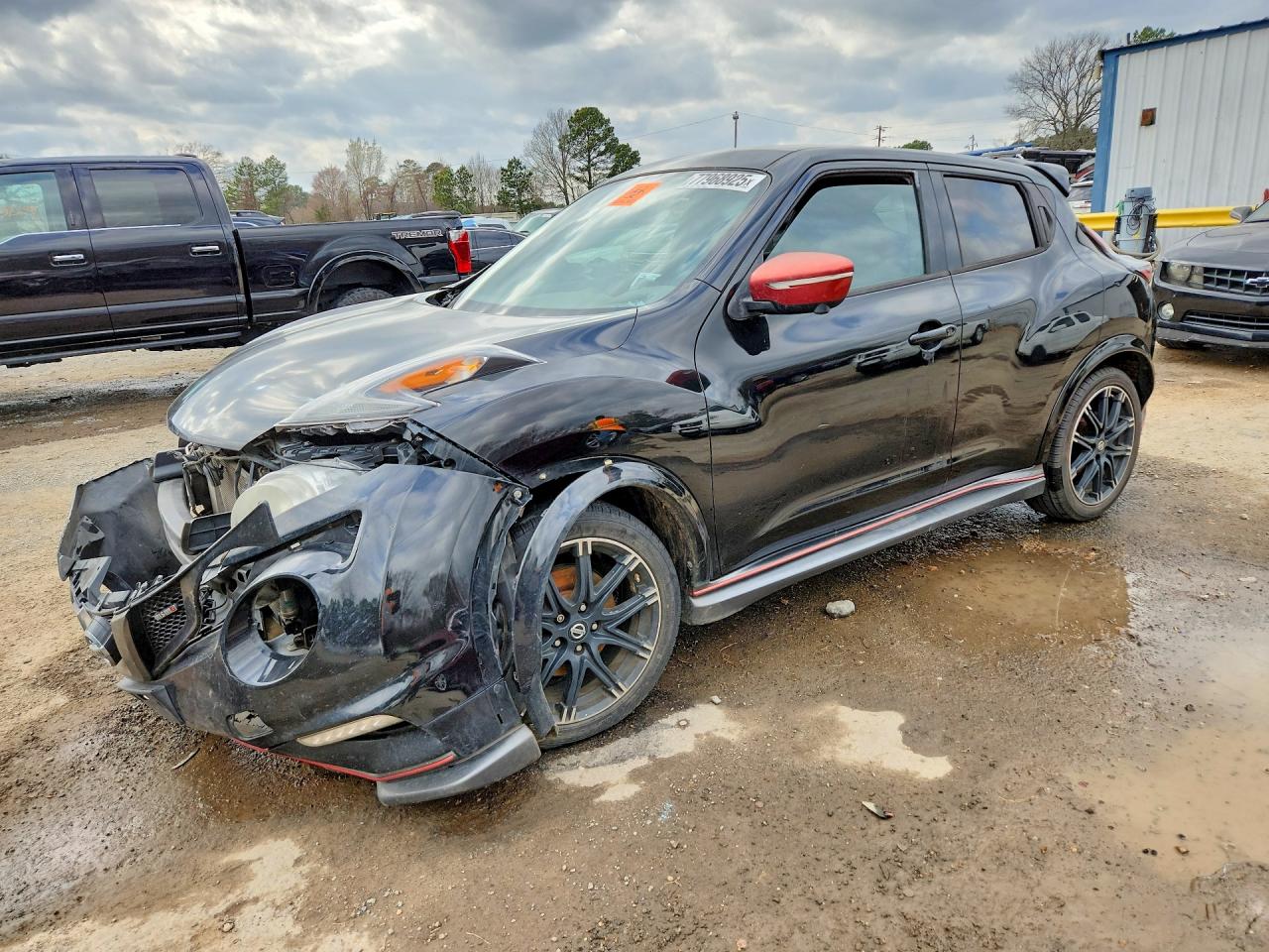 2015 NISSAN JUKE