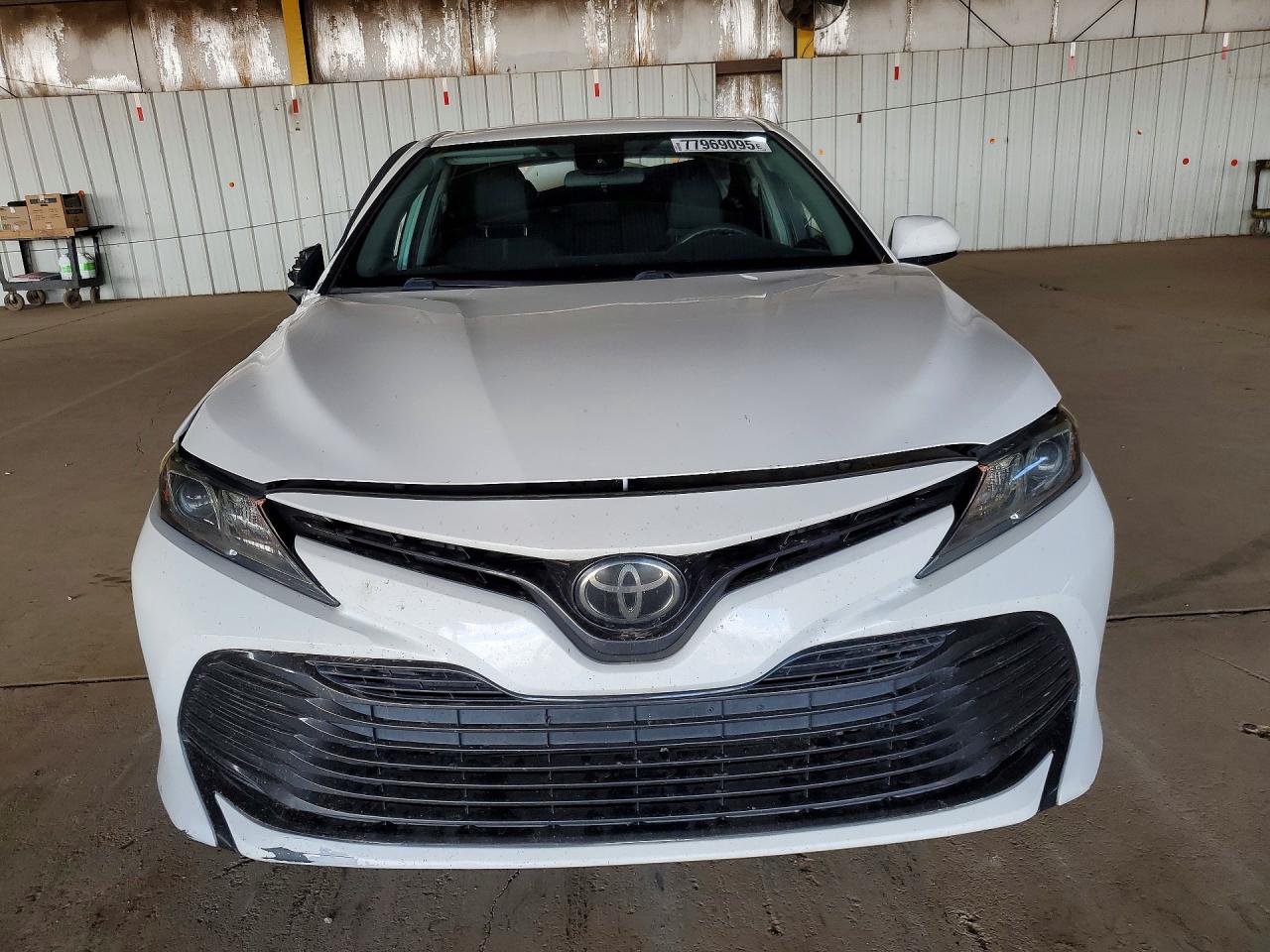 2018 TOYOTA CAMRY L photo 5
