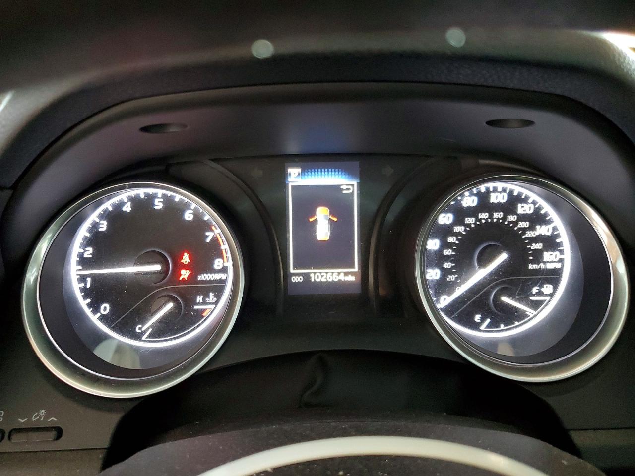 2018 TOYOTA CAMRY L photo 9