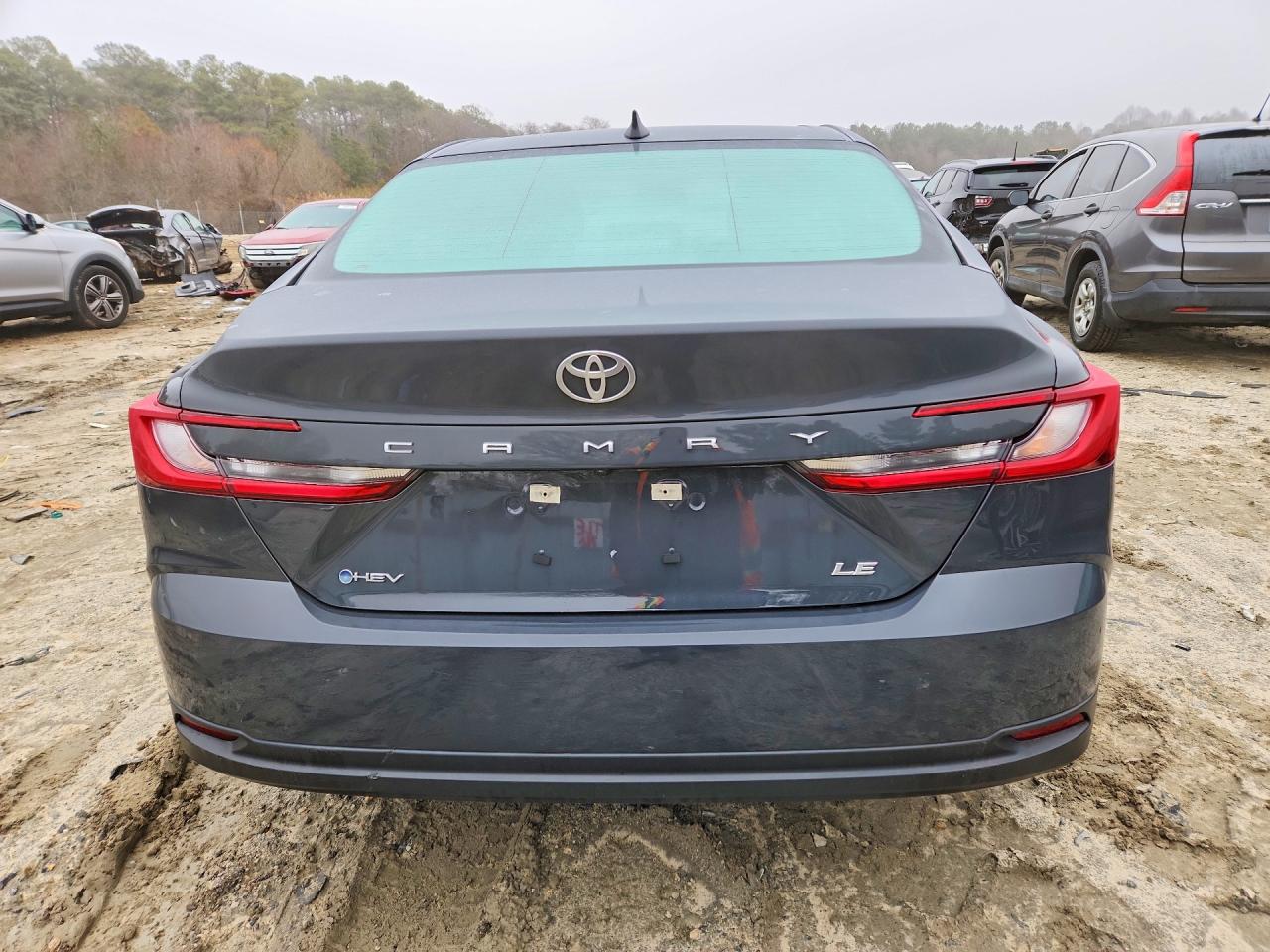2025 TOYOTA CAMRY XSE photo 11