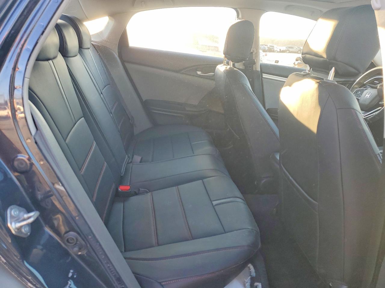 2017 HOND CIVIC EX photo 10