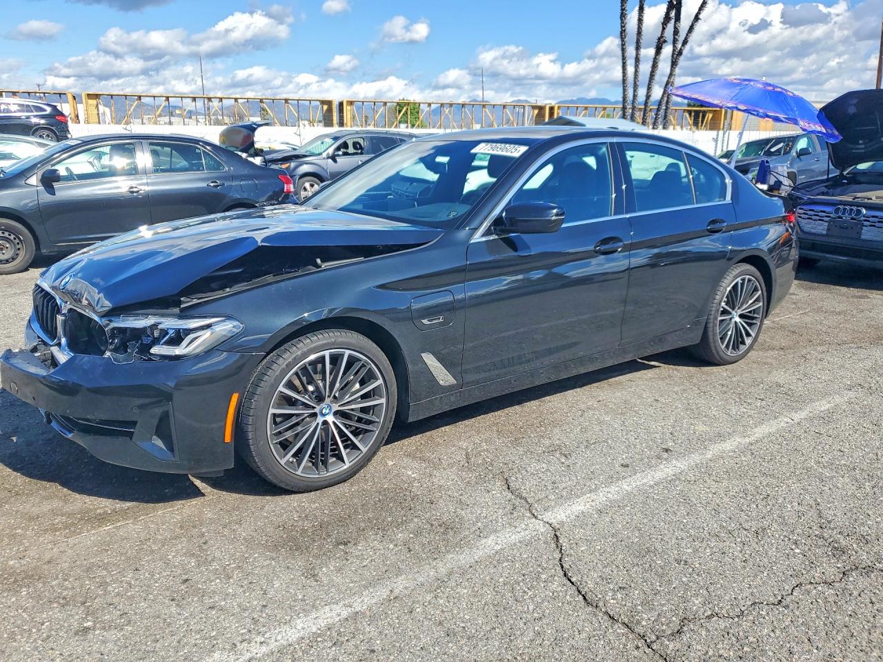 2022 BMW 530E