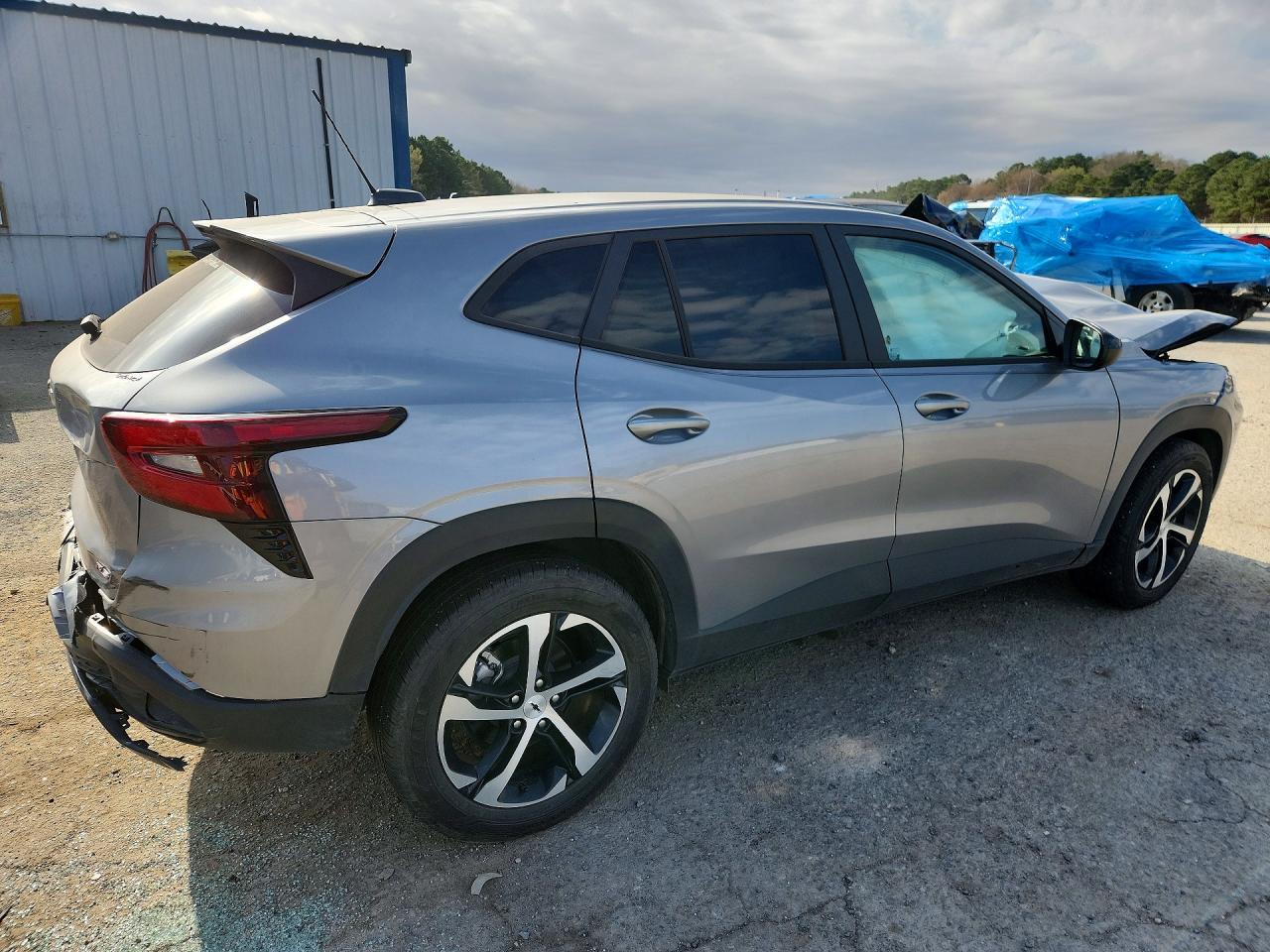 2025 CHEV TRAX 1RS photo 5