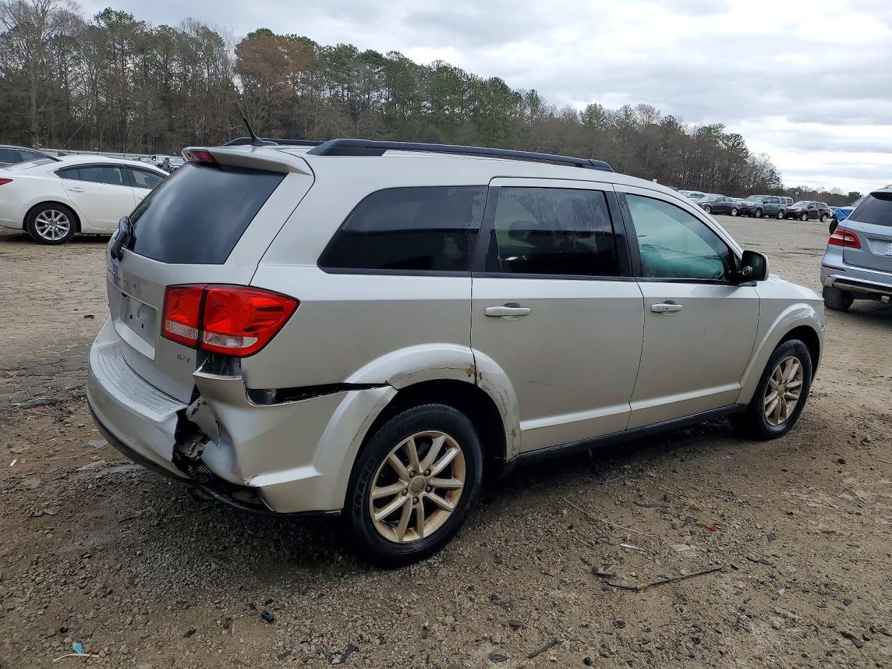 2013 DODGE JOURNEY SXT photo 5