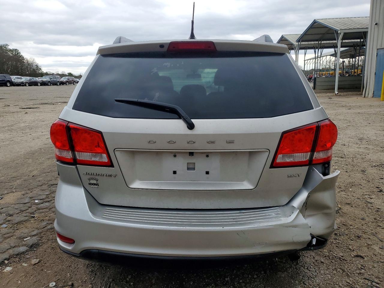 2013 DODGE JOURNEY SXT photo 11