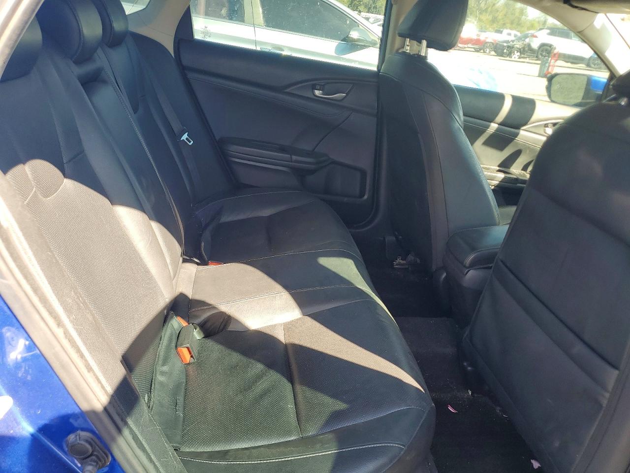 2019 HONDA INSIGHT TOURING photo 10