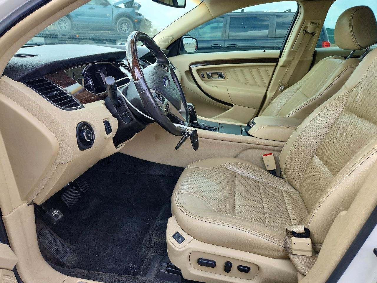 2016 FORD TAURUS LIMITED photo 19
