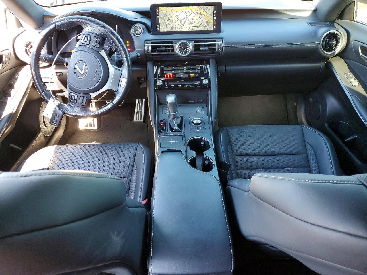 2022 LEXUS IS 350 F SPORT photo 8