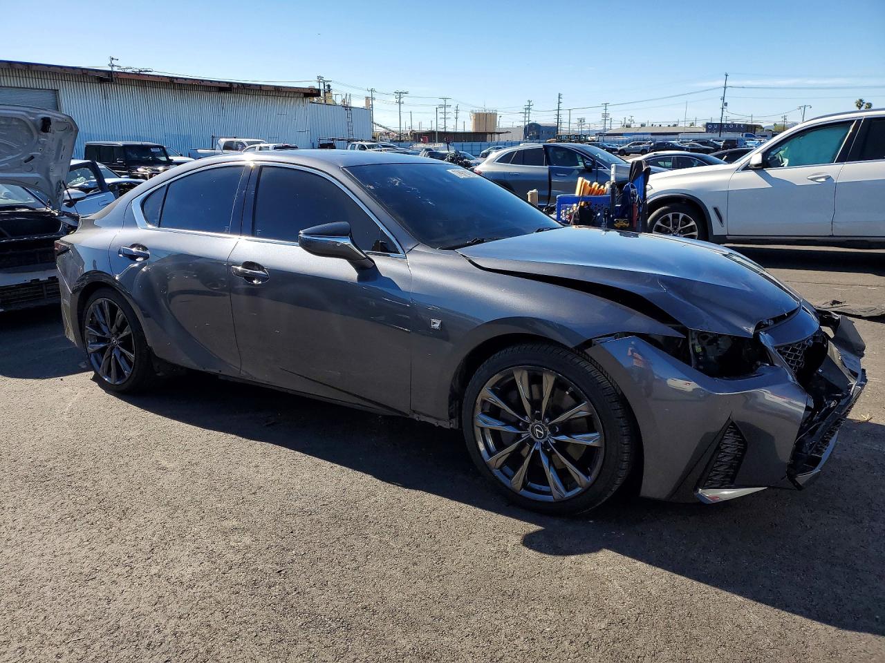 2022 LEXUS IS 350 F SPORT photo 4