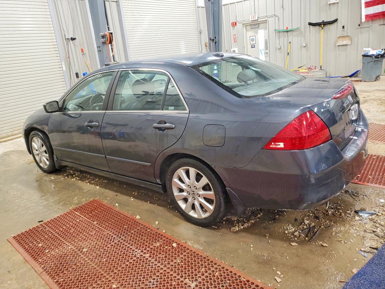 2007 HONDA ACCORD EX photo 3