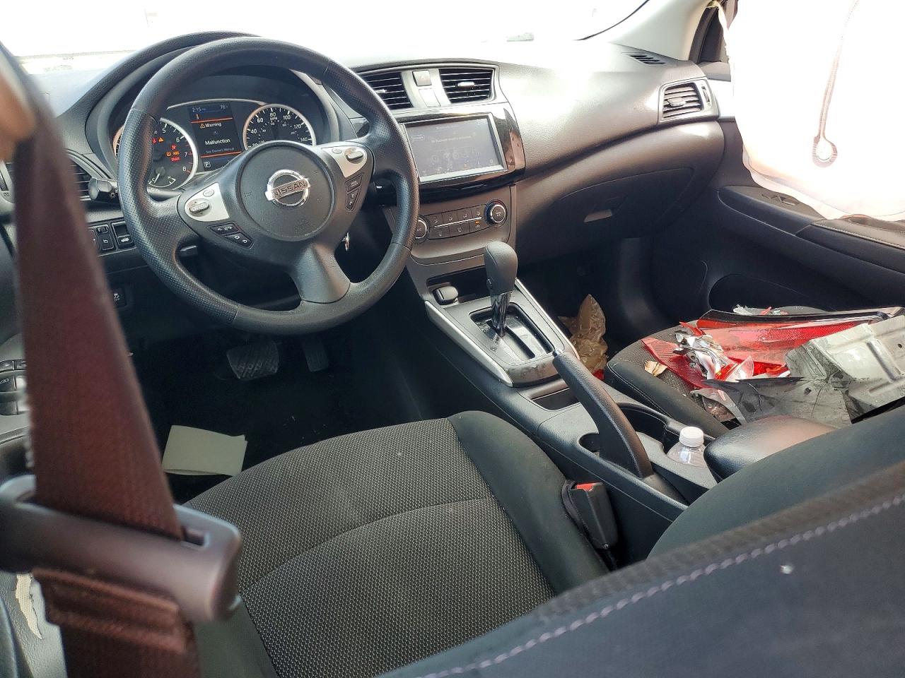 2019 NISSAN SENTRA S photo 15