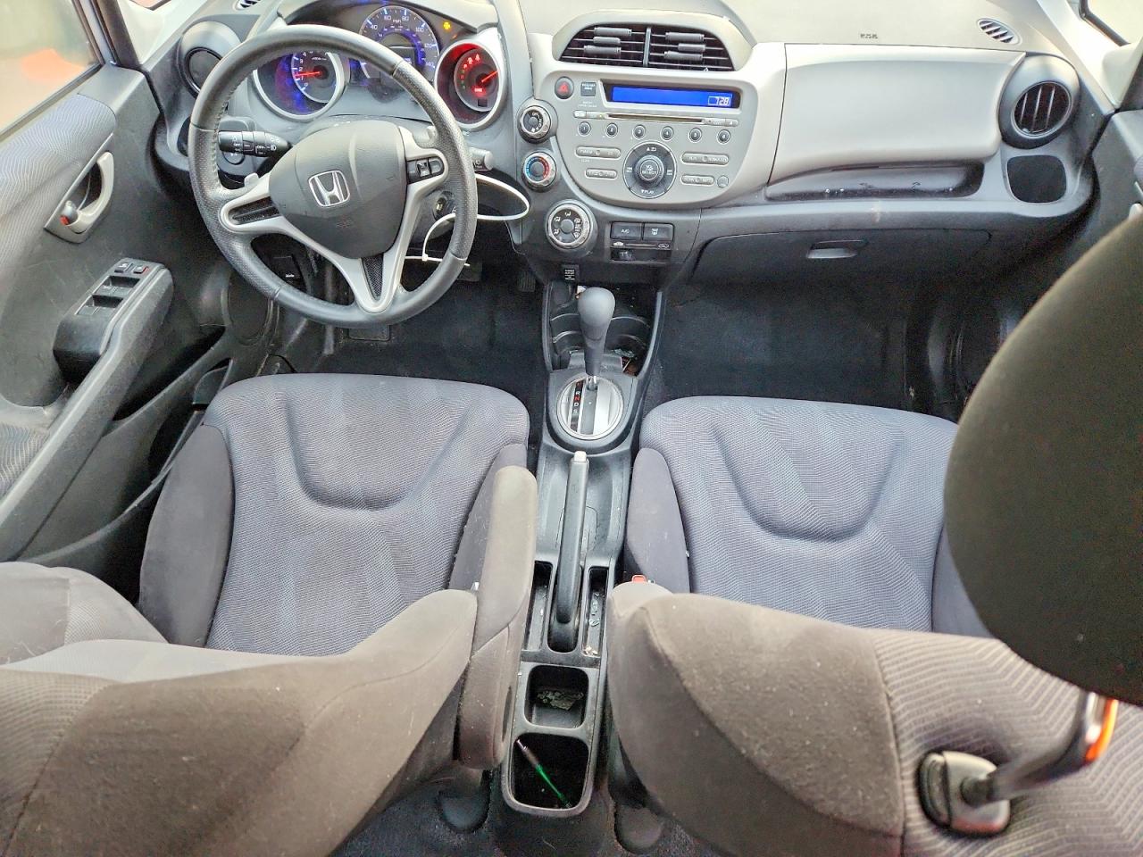 2011 HONDA FIT SPORT photo 8