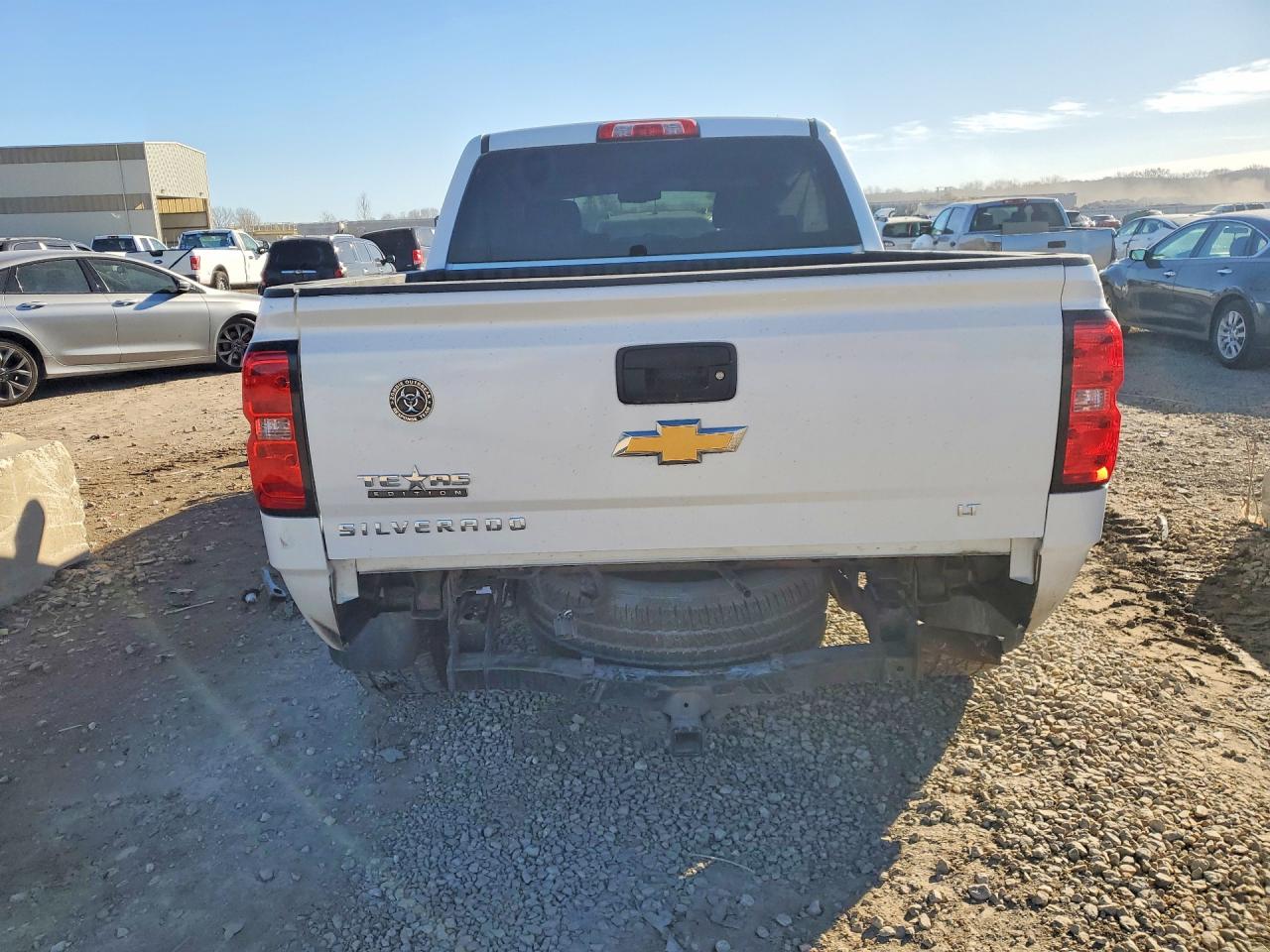 2016 CHEVROLET SILVERADO K1500 LT photo 6