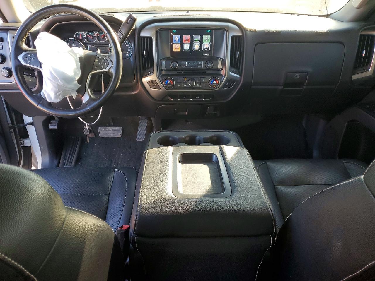 2016 CHEVROLET SILVERADO K1500 LT photo 8