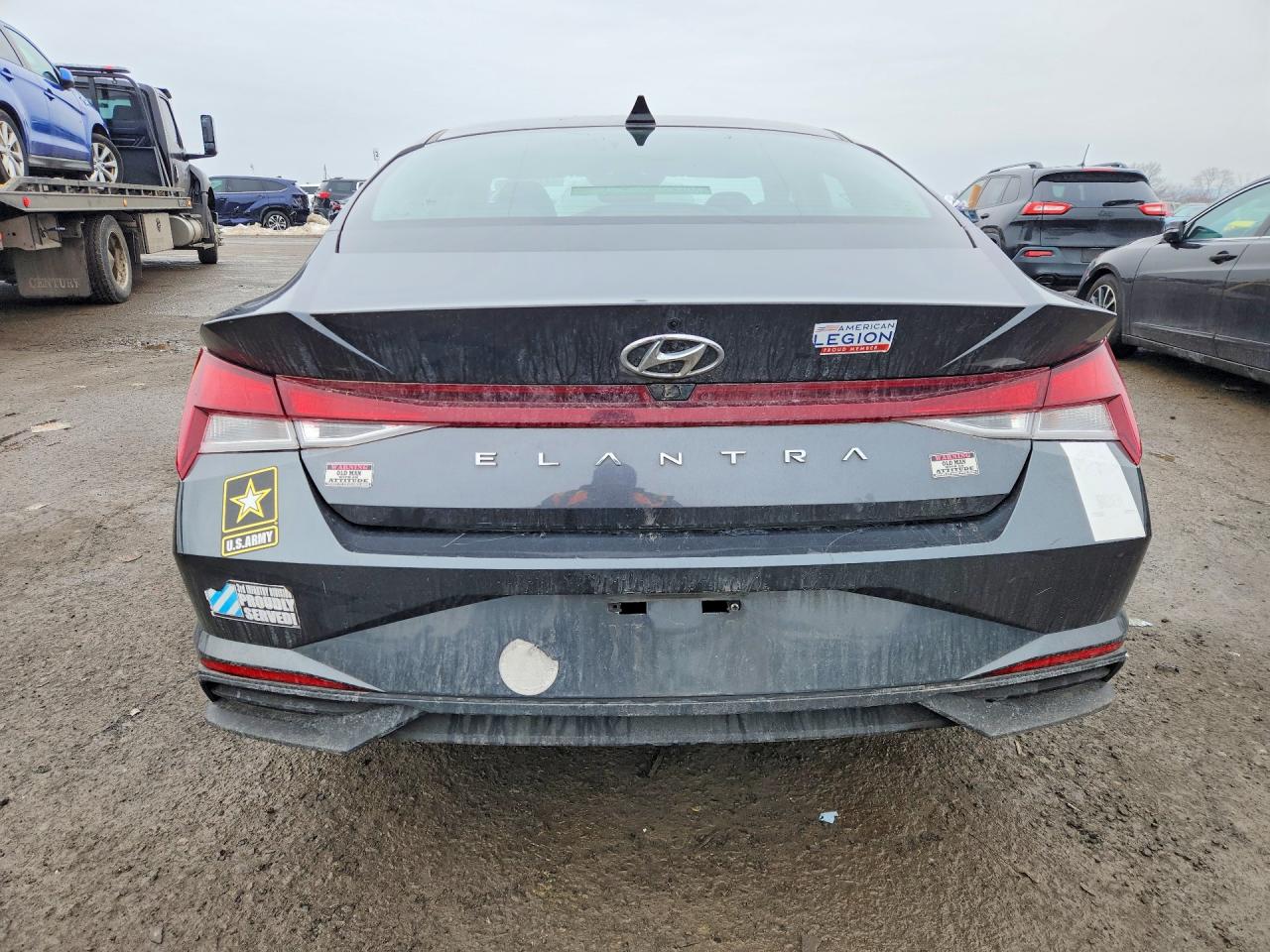 2022 HYUNDAI ELANTRA SEL photo 11