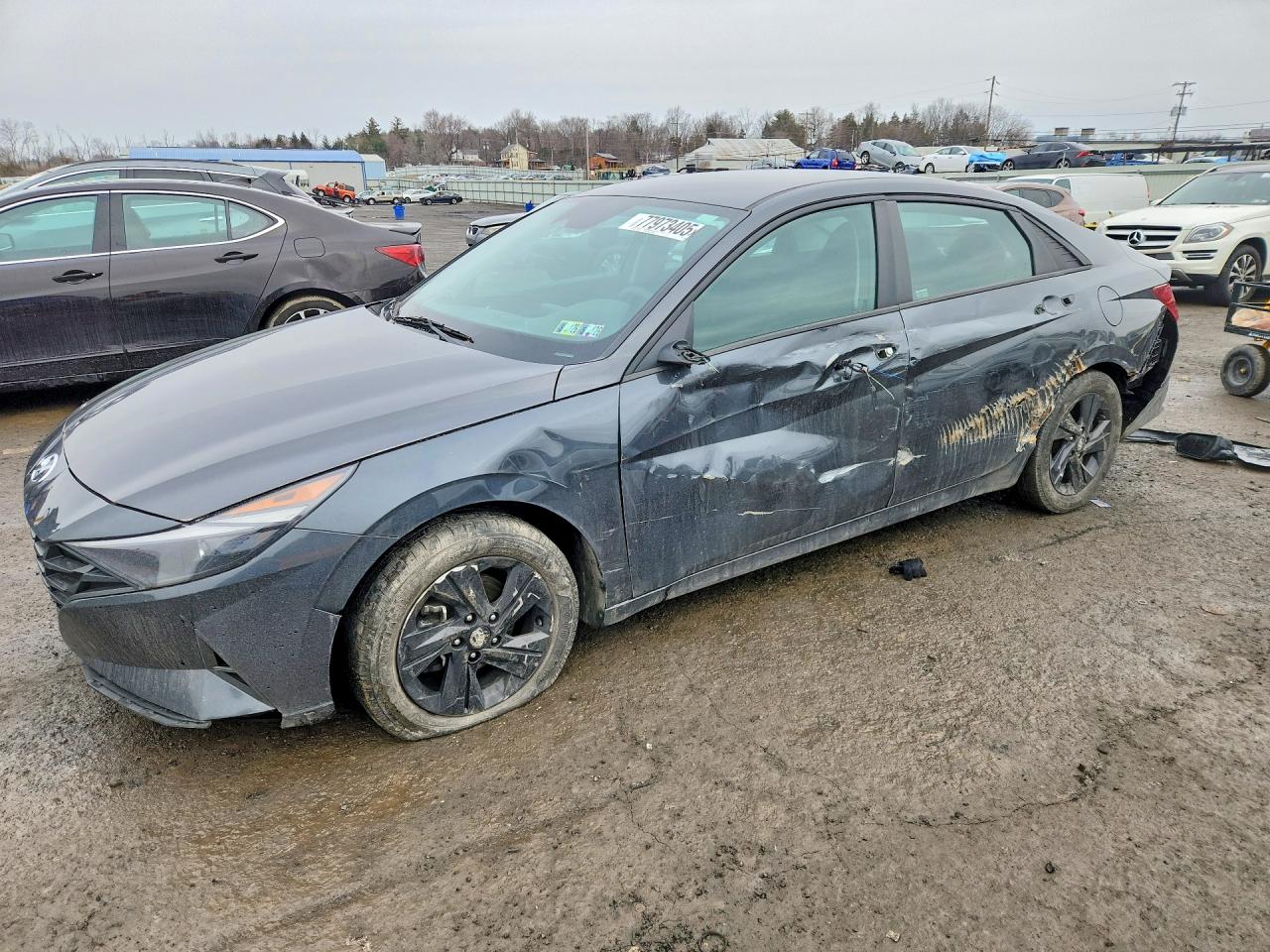 2022 HYUNDAI ELANTRA
