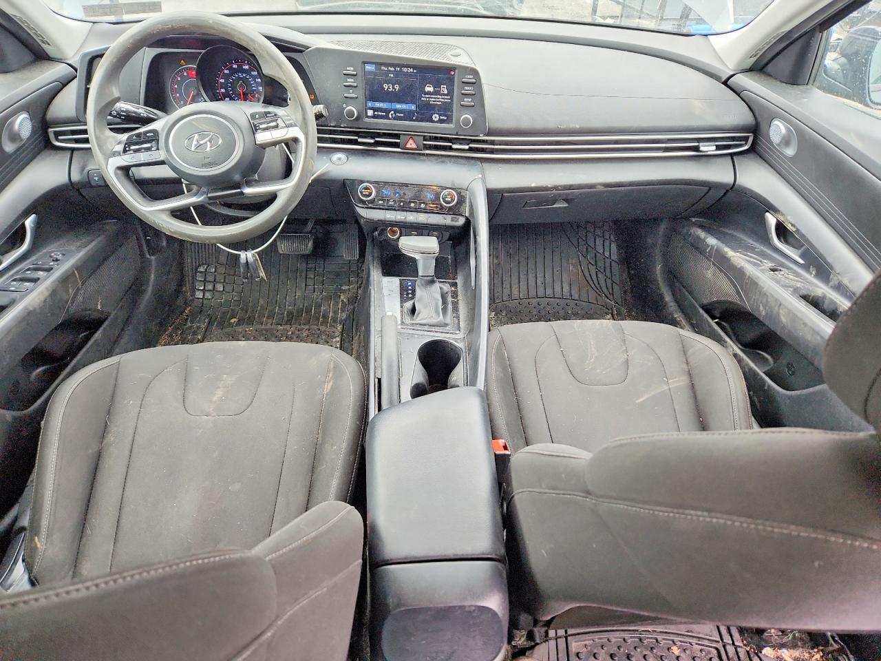 2022 HYUNDAI ELANTRA SEL photo 15