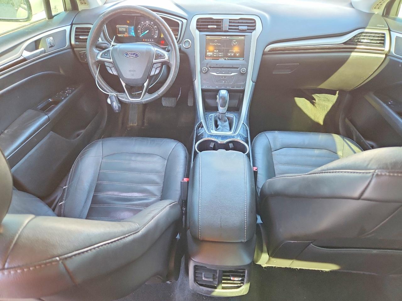 2015 FORD FUSION SE photo 22