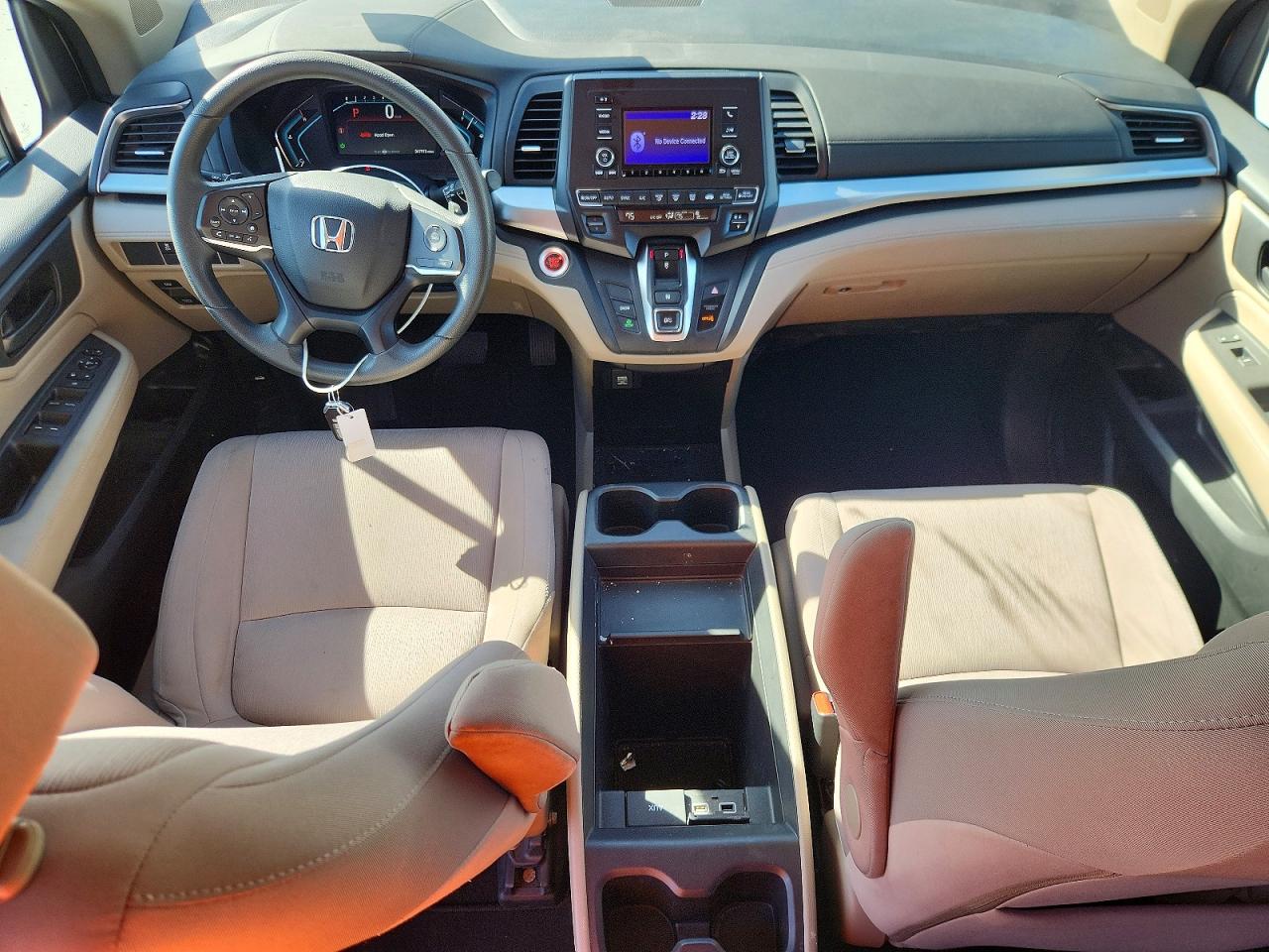 2019 HONDA ODYSSEY LX photo 15