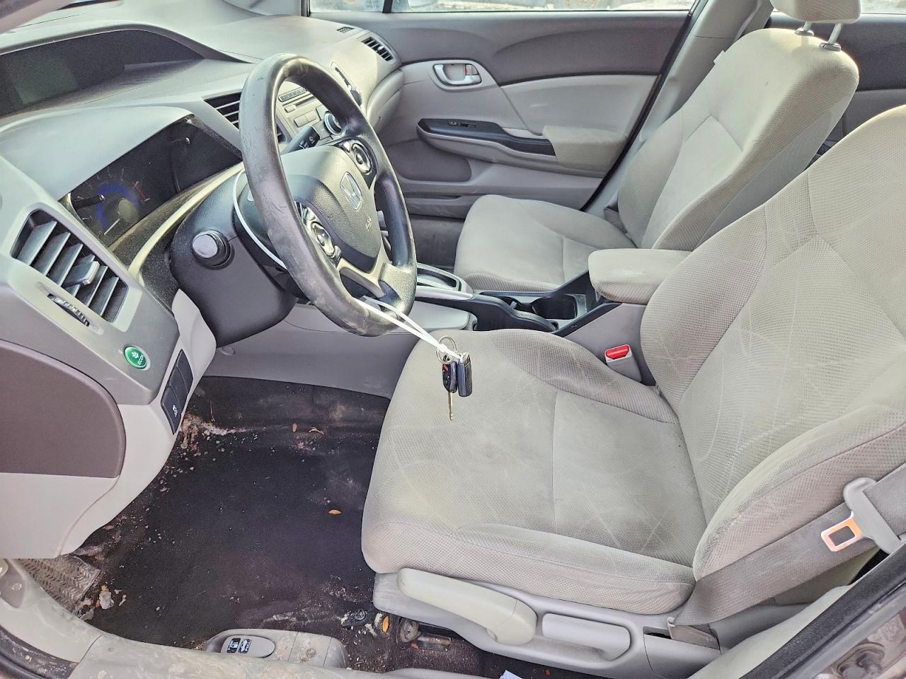 2012 HONDA CIVIC LX photo 13