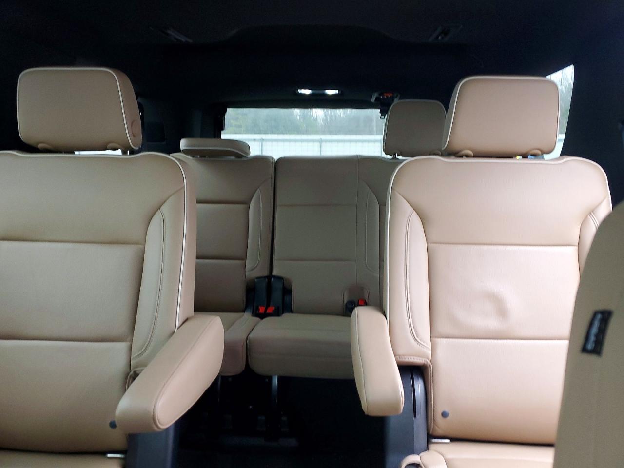 2021 CHEVROLET TAHOE C1500 PREMIER photo 28