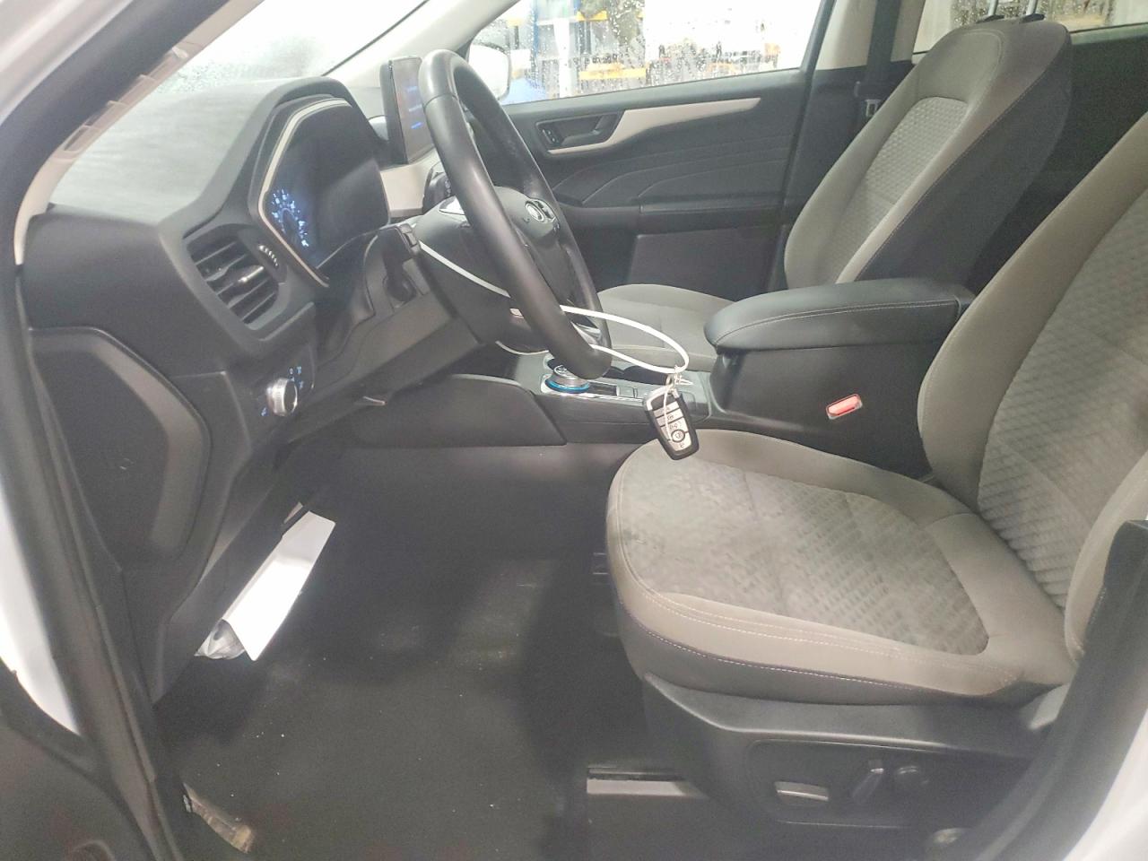 2022 FORD ESCAPE SE photo 13